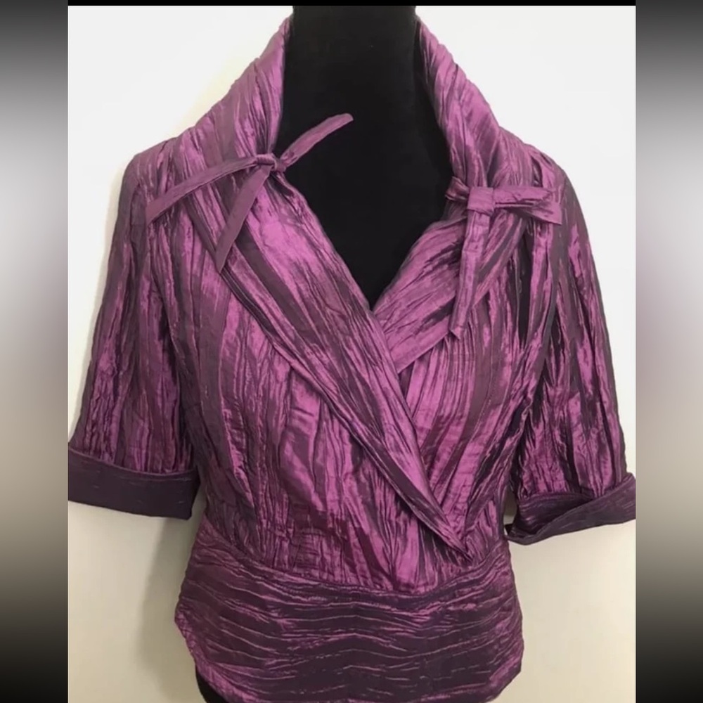 Essentials by Milano purple textured top